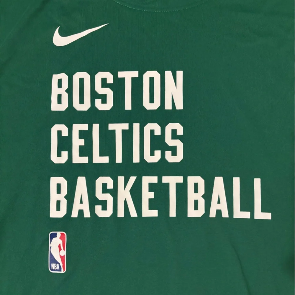 Nike Dri Fit NBA Boston Celtics Basketball Long sleeve Shirt XL - Picture 4 of 5
